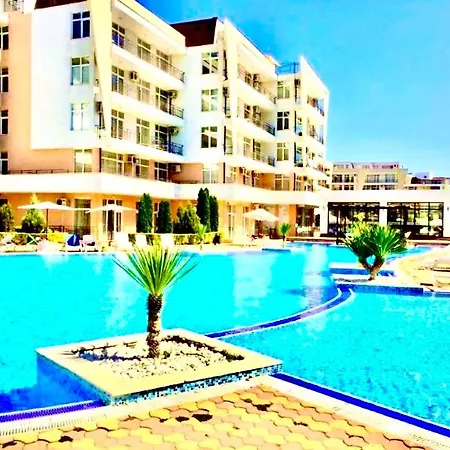 Grand Kamelia Complex 아파트 써니비치