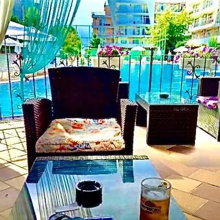 Grand Kamelia Complex Appartement